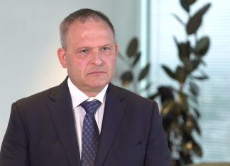 Bezpieczeństwo lekowe w Europie jest zbyt uzależnione od dostaw z Chin. Producenci leków walczą o powrót produkcji substancji czynnych do UE