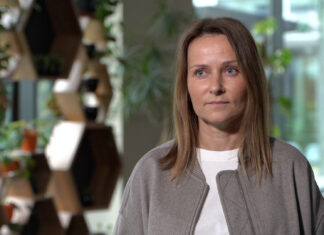 Przeciętny Polak spędza w sieci ponad trzy godziny dziennie. Tylko 11 proc. podejmuje próby ograniczenia tego czasu