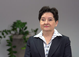 Plastikowe opakowania żywności dominują w europejskich marketach. 40 proc. z nich można usunąć lub zastąpić