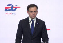 Komisja Europejska pracuje nad nową dyrektywą tytoniową. Papierosy w Polsce mogą znacznie podrożeć