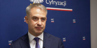 K. Gawkowski: Polska w cyfrowej transformacji gospodarki awansowała do pierwszej ligi w Europie. 2,8 mld zł z KPO jeszcze ten proces przyspieszy