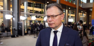 Deepfake coraz większym zagrożeniem. Europa szuka równowagi między bezpieczeństwem a wolnością słowa w sieci